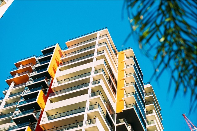 L'intervento del singolo condomino a tutela dei beni condominiali è un obbligo?